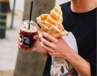 瑞幸咖啡就是“外賣(mài)咖啡”？可能你想錯(cuò)了