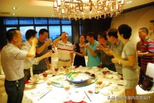 不追求單一消費(fèi)場(chǎng)景，下沉餐飲業(yè)看綜合競(jìng)爭(zhēng)力下沉市場(chǎng)餐飲行業(yè)的4個(gè)生意經(jīng)【重慶最出名的火鍋底料】