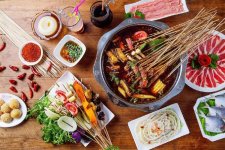 廣州1300家串串香火鍋店，誰先死？【重慶火鍋底料批發(fā)官網(wǎng)】
