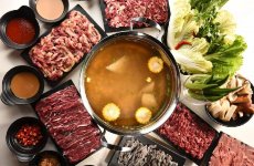 口罩于餐飲業(yè)最明顯的兩個(gè)隱喻：顧客主觀意識的增強(qiáng)與行業(yè)信任成本危機(jī)的顯現(xiàn) 【 火鍋底料哪個(gè)牌子正宗】】