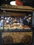 餐廳里開“市集”，熱菜按斤打包賣！“搶占家庭廚房”新模式【重慶最有名的火鍋底料】