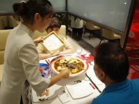 制止餐飲浪費(fèi)，不能用小份菜“一招鮮吃遍天”【重慶火鍋底料廠地址】