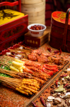 小龍蝦迎第二輪淘汰潮，它首創(chuàng)大鍋油燜大蝦，連開30+門店重慶火鍋底料廠地址