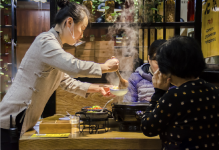 十年三次轉型，百店規(guī)模的九鍋一堂為啥要做重慶菜？