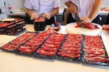 一個(gè)月連開6家門店， 這家牛肉火鍋“頂流”品牌是如何煉成的？