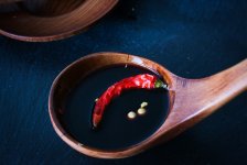 恒順醋業(yè)、李錦記同時(shí)宣布對(duì)部分產(chǎn)品漲價(jià)。11月4日，加加食品也宣布部分產(chǎn)品提價(jià)