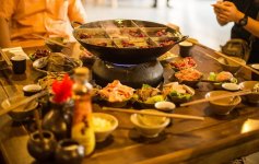 以“江南新式茶飲”突圍，茉沏靠錯位競爭開出600+門店