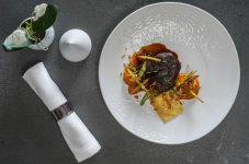 賣噱頭的“高端”中餐，比新消費(fèi)的泡沫更大