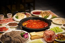 火鍋業(yè)掀起“巴奴現(xiàn)象”，后疫情時代餐飲業(yè)如何自救？