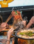 內(nèi)地餐飲新消費(fèi)，復(fù)制到香港不出意外，今年在香港還能吃上西塔老太太、太二酸菜魚
